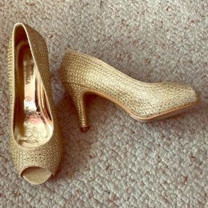 2 in high sparkly gold heels